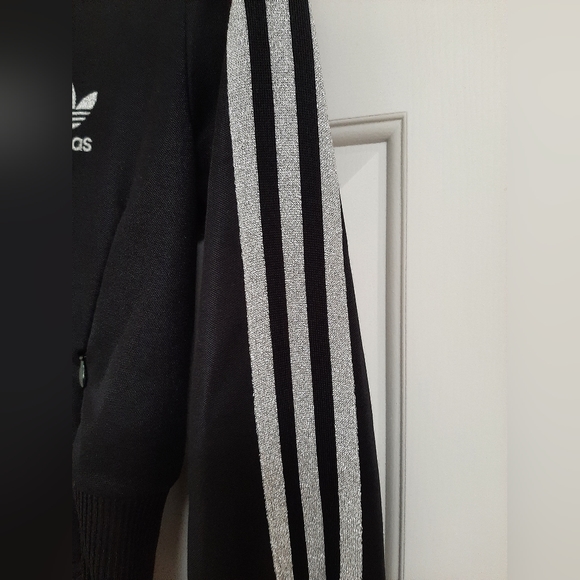 2000s Womens ADIDAS full zip v-neck jacket - Picture 4 of 10